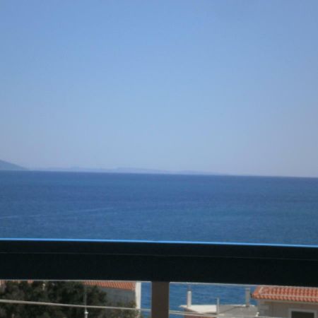 Seaview Self Catering Apartment - Helen No 1 Xiropigado Bagian luar foto