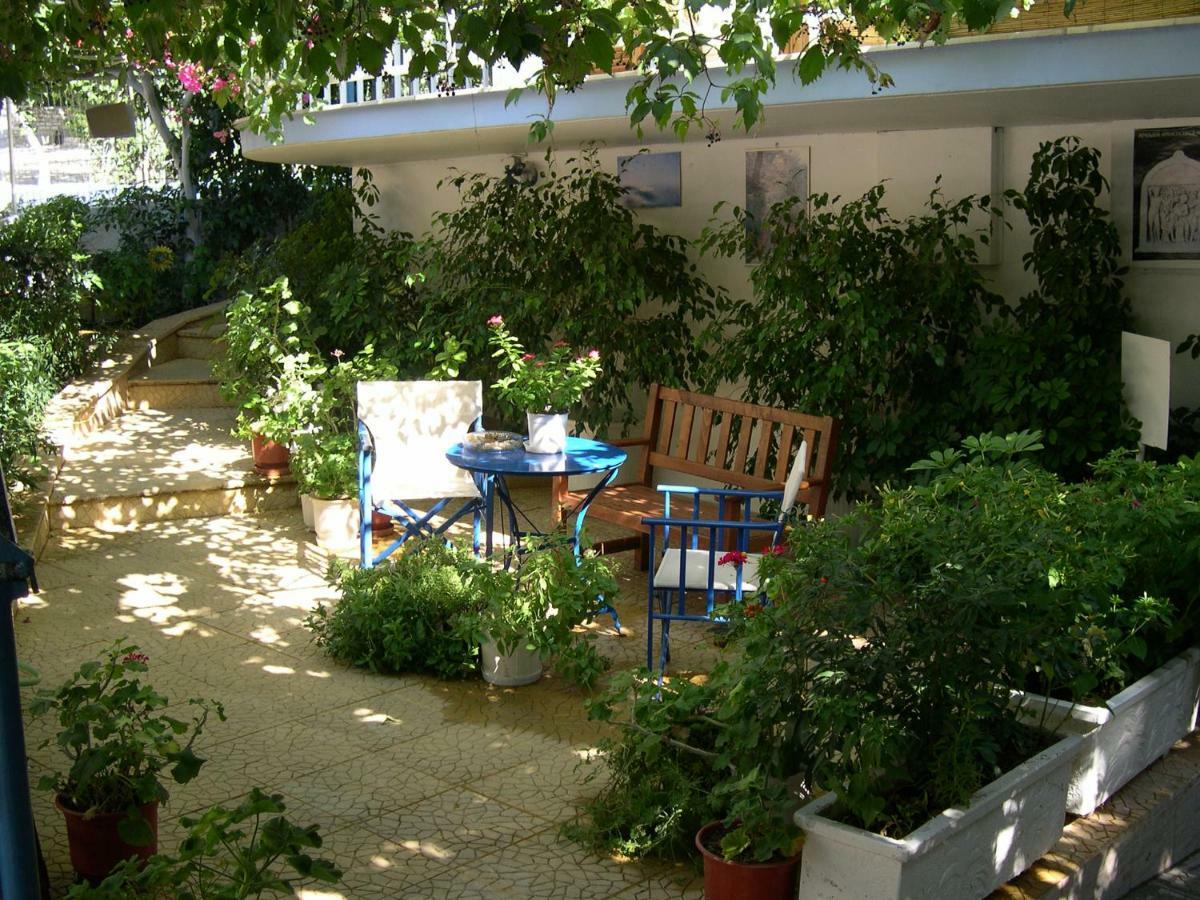 Seaview Self Catering Apartment - Helen No 1 Xiropigado Bagian luar foto