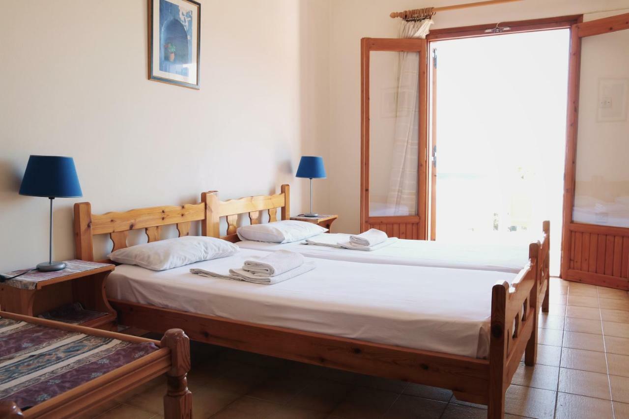 Seaview Self Catering Apartment - Helen No 1 Xiropigado Bagian luar foto